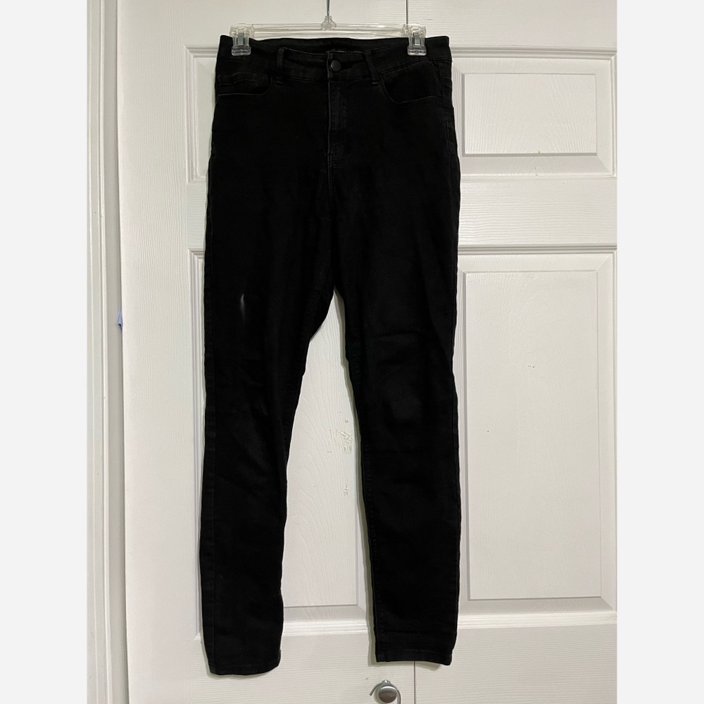 Black Skinny Jeans